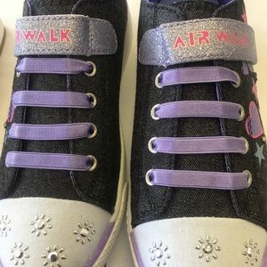 Air walk girls Sneakers.sizes 2. 1/2 kids size